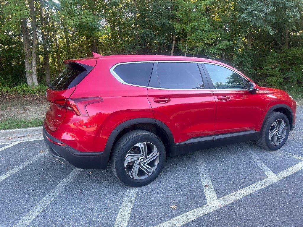 Used 2023 Hyundai Santa Fe SE w/ Cargo Package AWD/4WD image 8