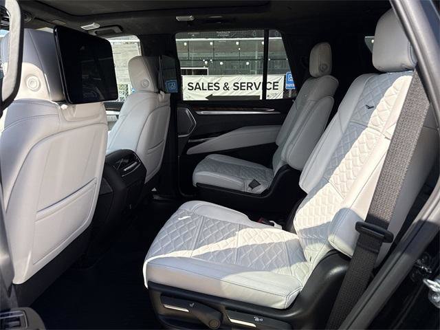 New 2025 Cadillac Escalade Sport Platinum w/ LPO, ONYX Package image 11