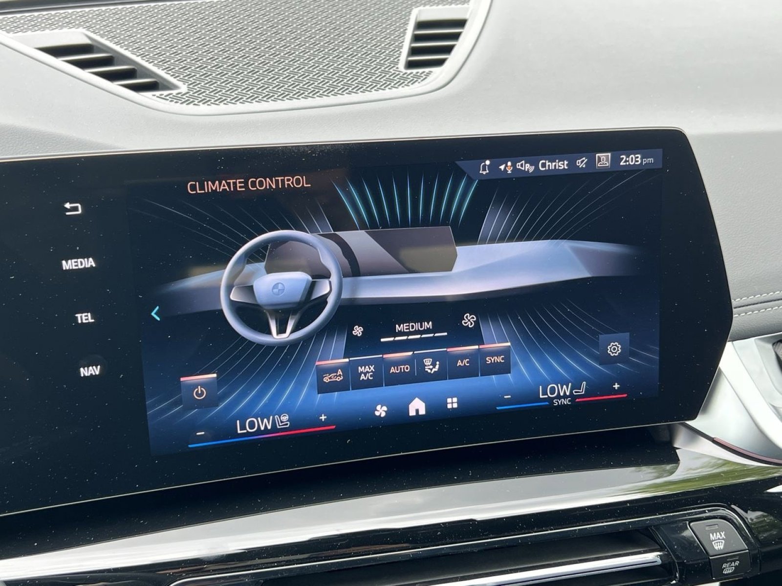 Certified 2025 BMW X1 xDrive28i w/ Technology Package image 18