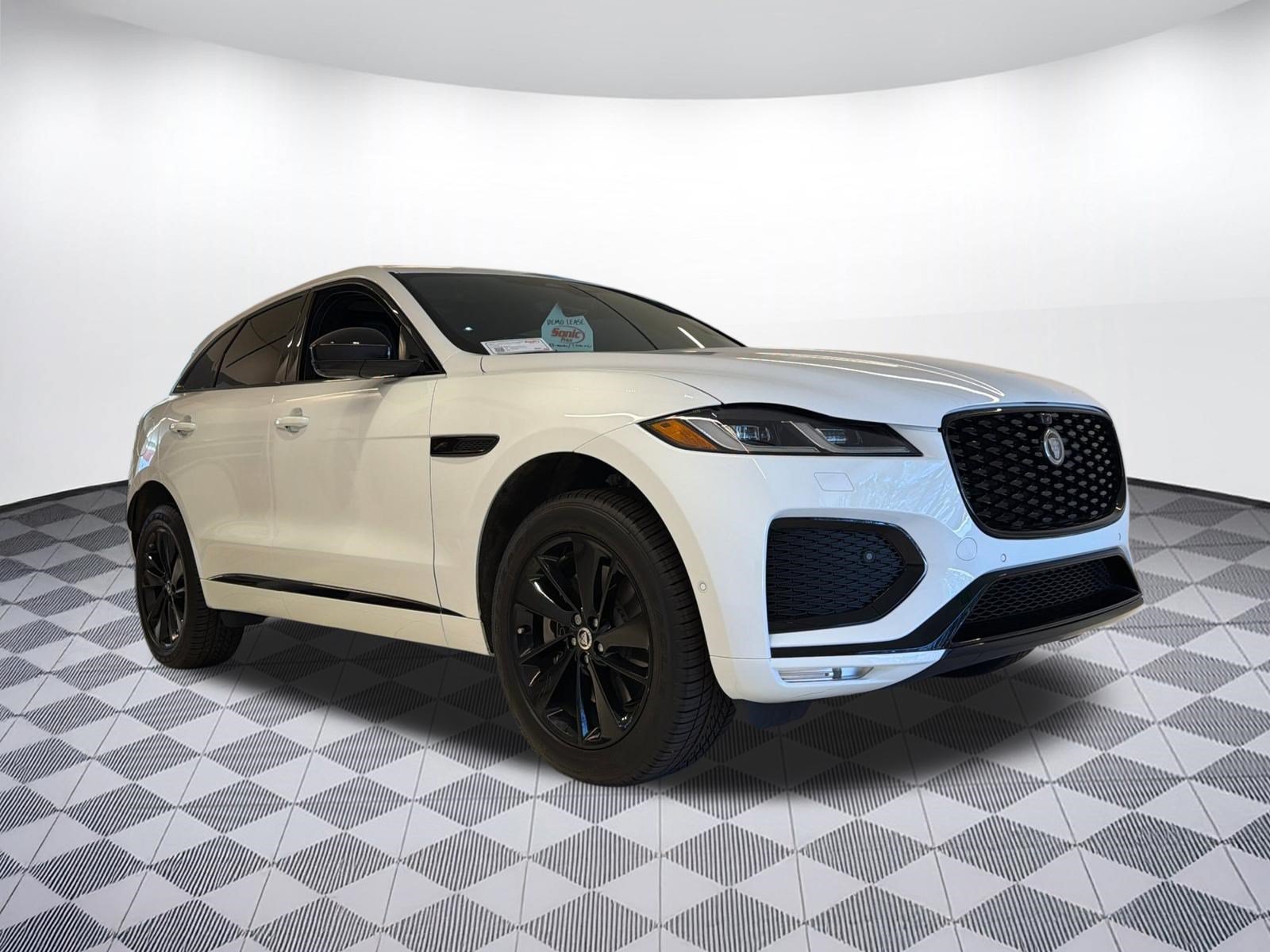 New 2026 Jaguar F-PACE R-Dynamic S AWD/4WD image 7