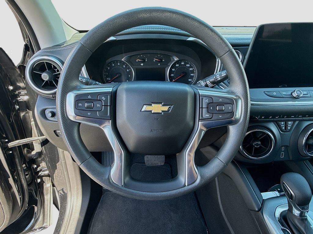 Used 2023 Chevrolet Blazer LT w/ Midnight/Sport Edition AWD/4WD image 18