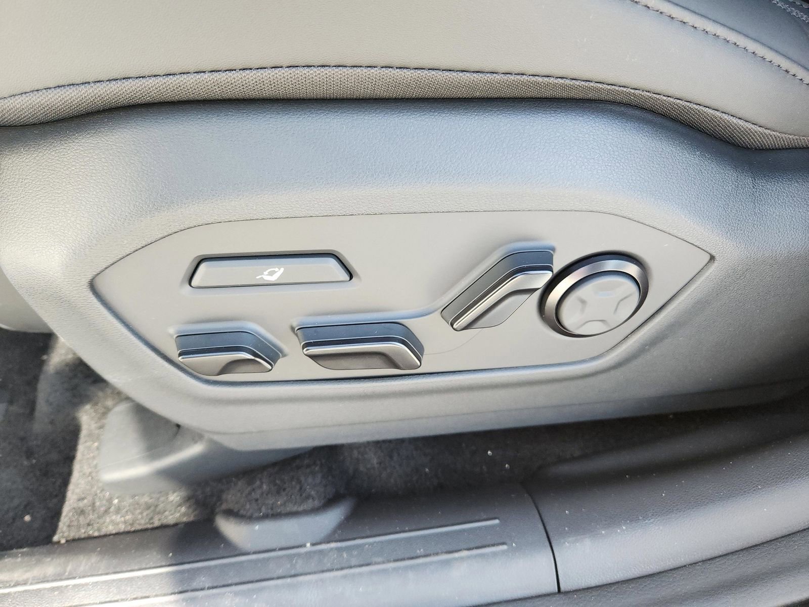 New 2026 Hyundai Santa Fe Calligraphy image 20