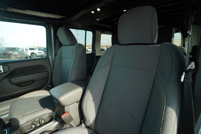 New 2026 Jeep Wrangler Unlimited Sport AWD/4WD image 33