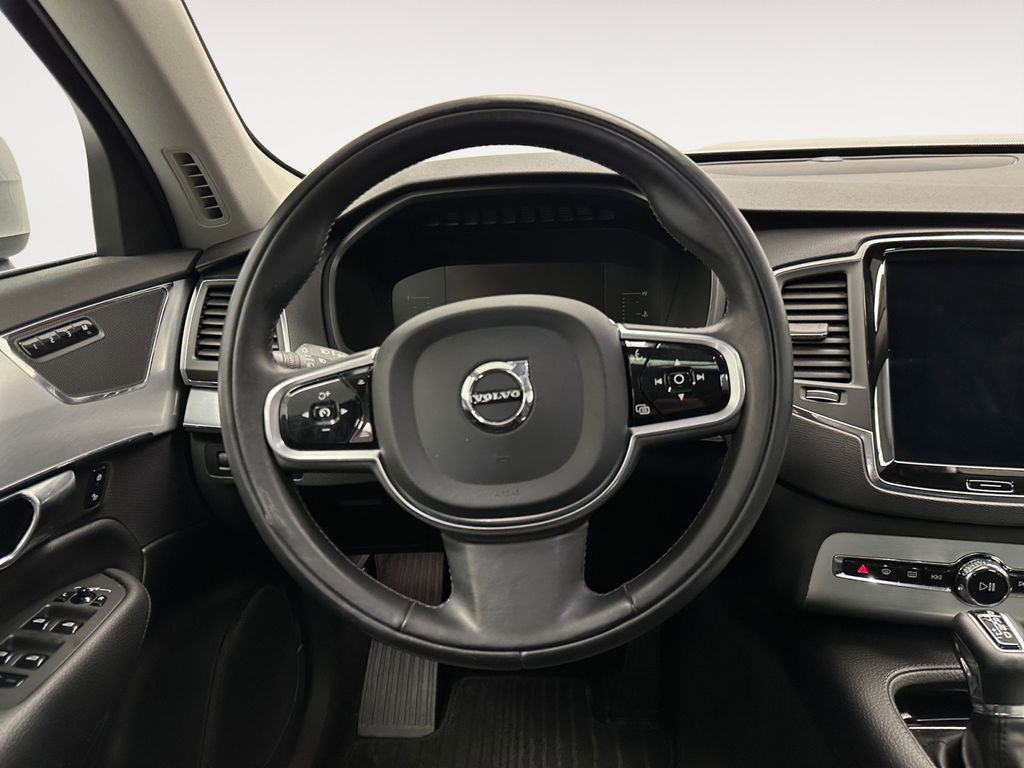 Used 2018 Volvo XC90 T5 Momentum AWD/4WD image 12