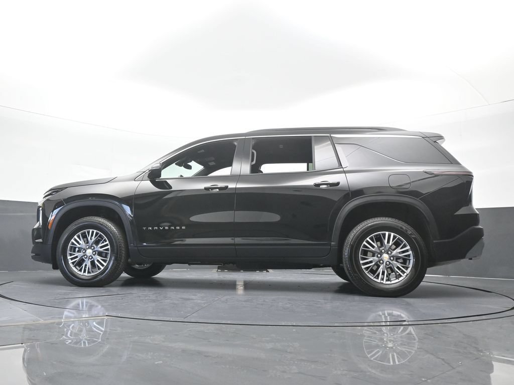 Used 2026 Chevrolet Traverse LT FWD image 57