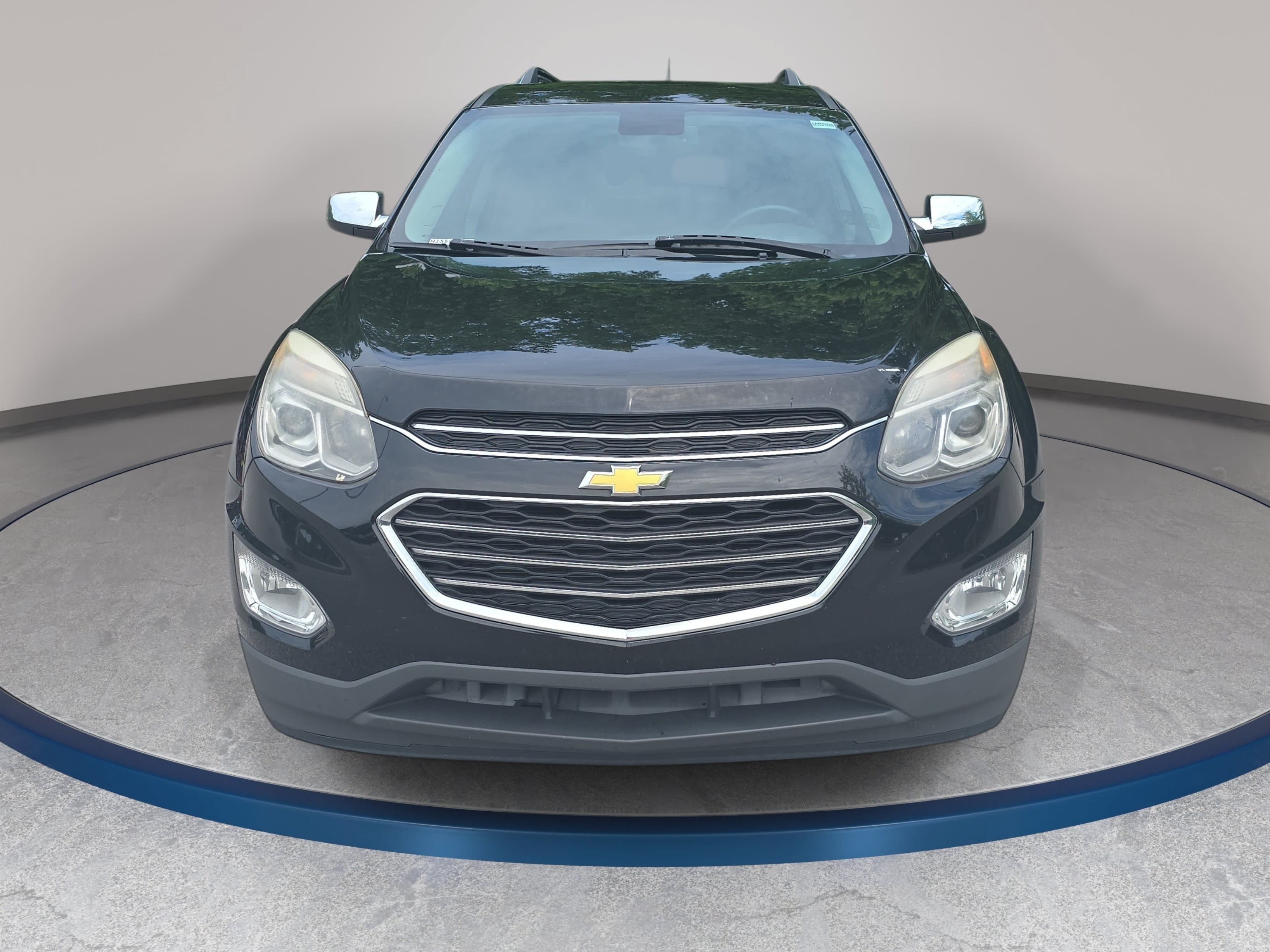Used 2017 Chevrolet Equinox Premier w/ Enhanced Convenience Package FWD image 2