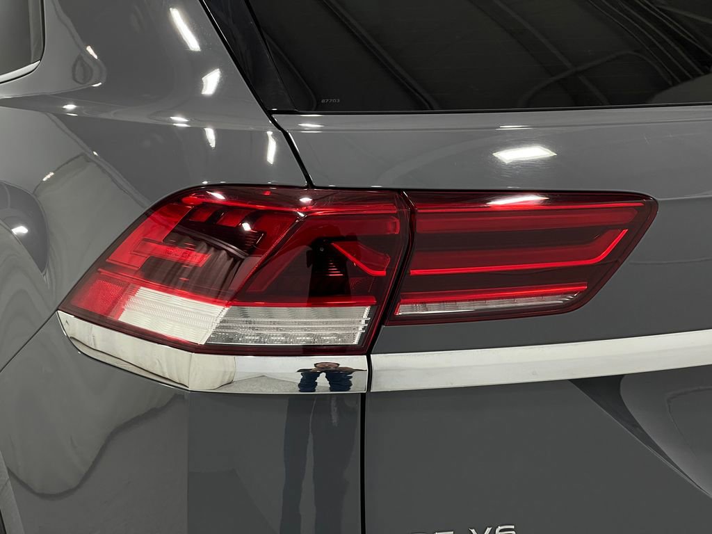 Used 2021 Volkswagen Atlas Cross Sport SE w/ Panoramic Sunroof Package image 33