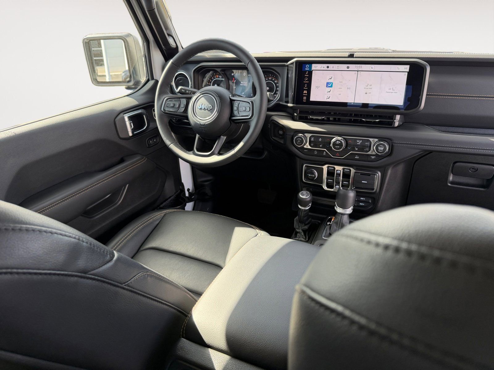 Used 2025 Jeep Gladiator High Tide image 10