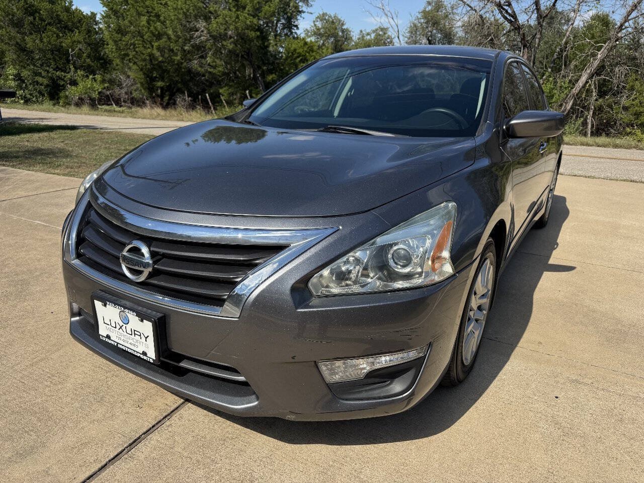 Used 2014 Nissan Altima 2.5 S w/ Display Audio Package FWD image 4
