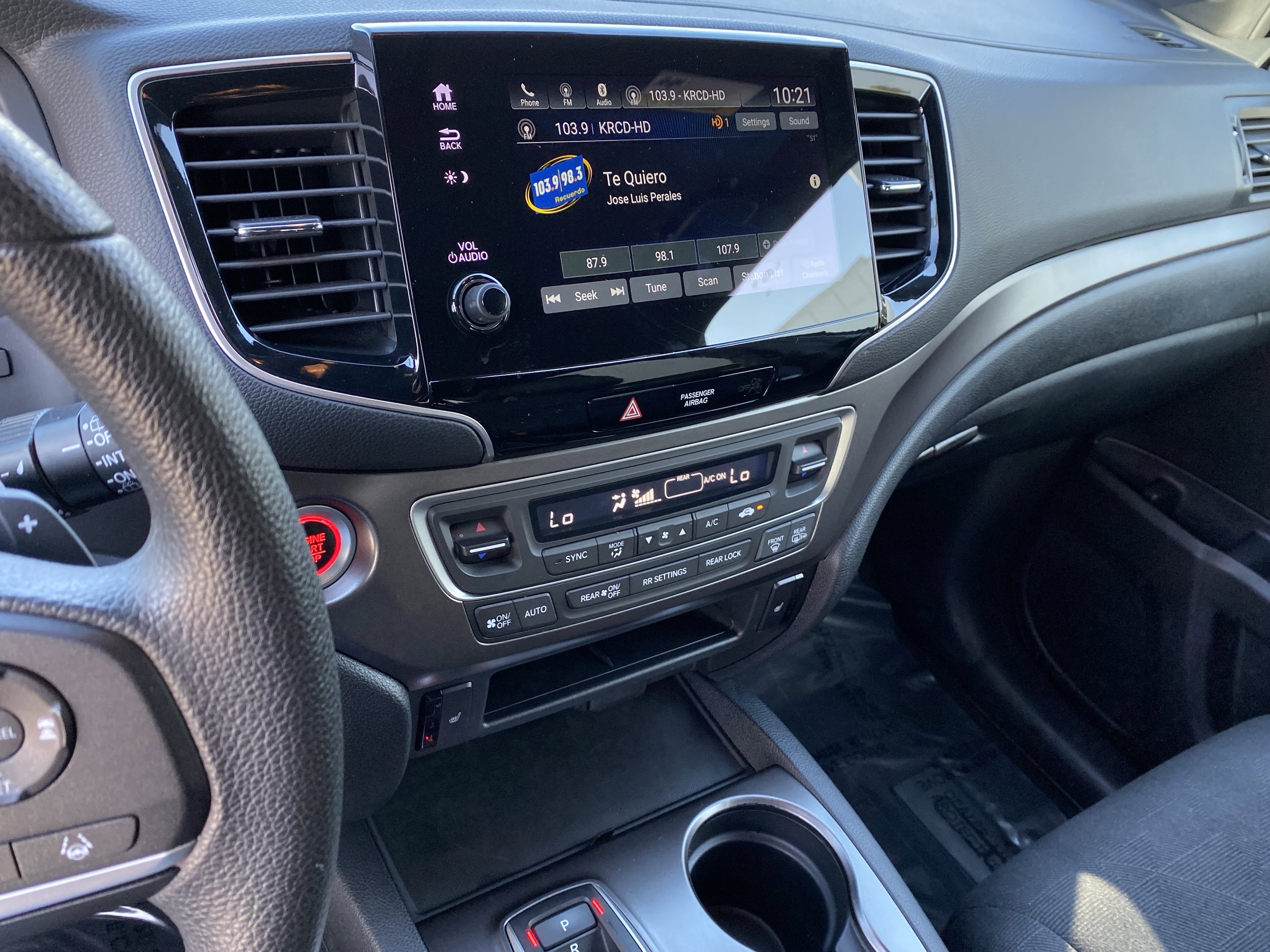 Used 2022 Honda Pilot Sport image 19