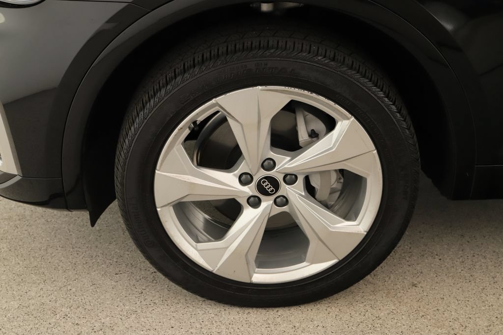 Certified 2023 Audi Q5 2.0T Premium Plus w/ Premium Plus Package AWD/4WD image 33
