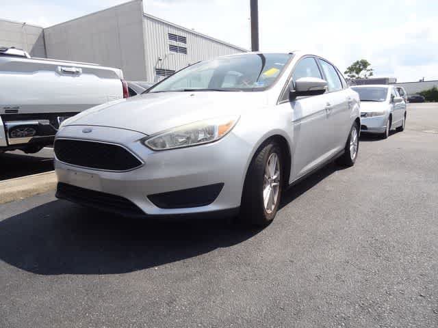Used 2016 Ford Focus SE FWD image 1