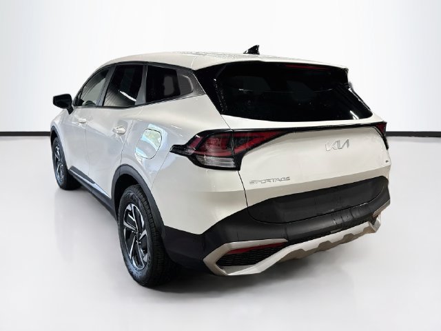 Certified 2023 Kia Sportage LX AWD/4WD image 5