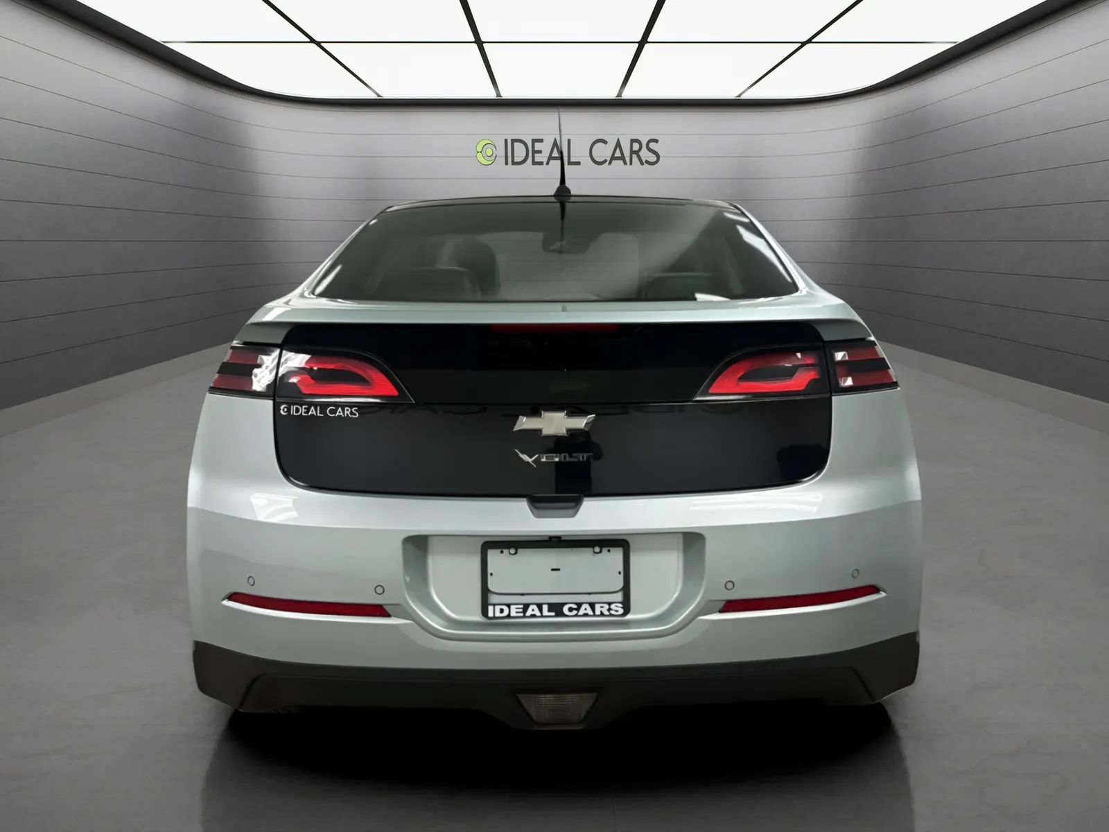 Used 2012 Chevrolet Volt Premium w/ Premium Trim Package FWD image 6
