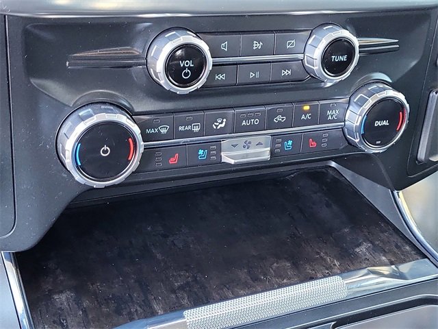 Used 2022 Ford F150 Lariat image 16