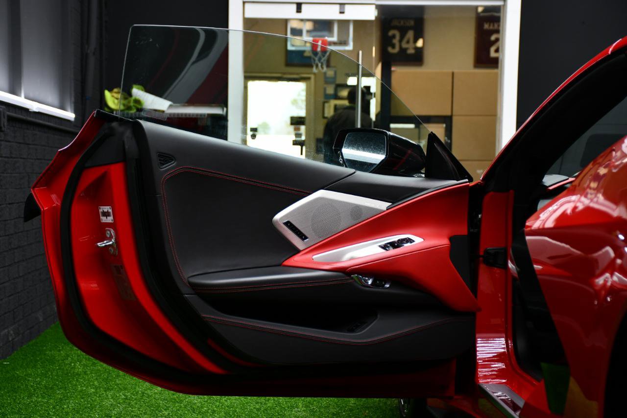 Used 2020 Chevrolet Corvette Stingray Premium Cpe w/ 3LT Preferred Equipment Group image 26