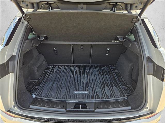 Certified 2026 Land Rover Range Rover Evoque S image 6