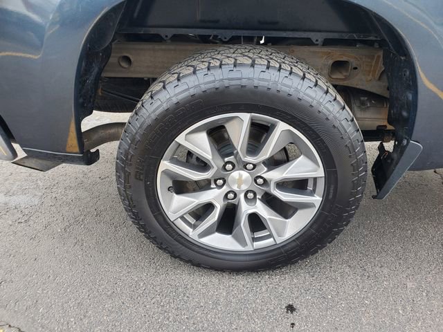 Certified 2022 Chevrolet Silverado 1500 LT AWD/4WD image 9