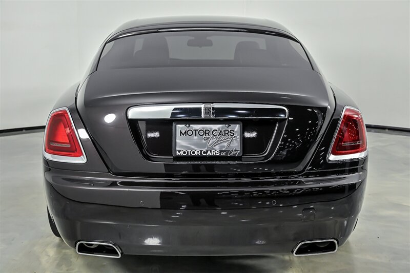Used 2015 Rolls-Royce Wraith RWD image 7