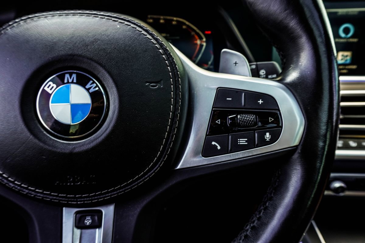 Used 2022 BMW X7 xDrive40i w/ M Sport Package image 29