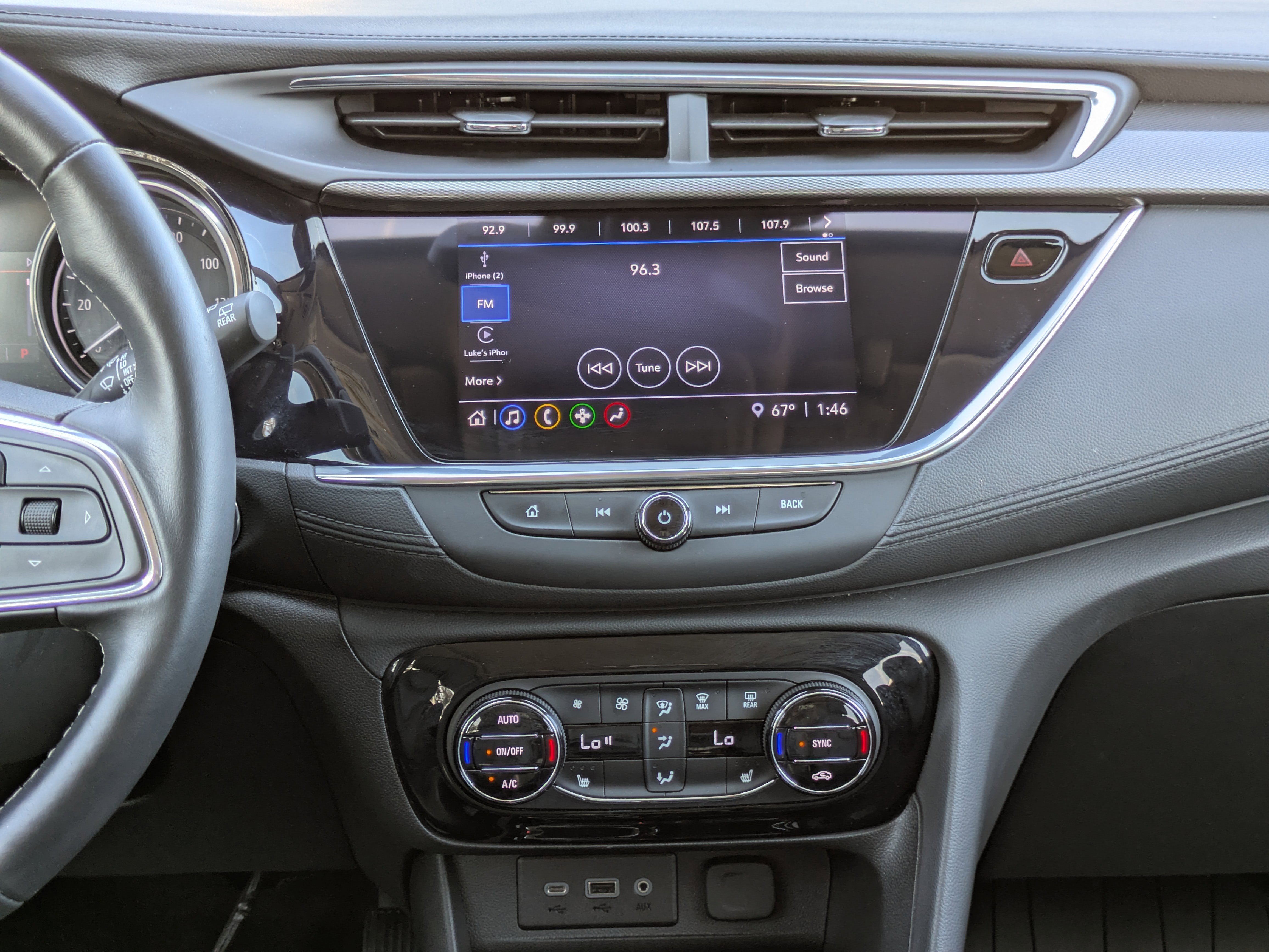 Used 2023 Buick Encore GX Essence w/ Experience Buick Package image 5