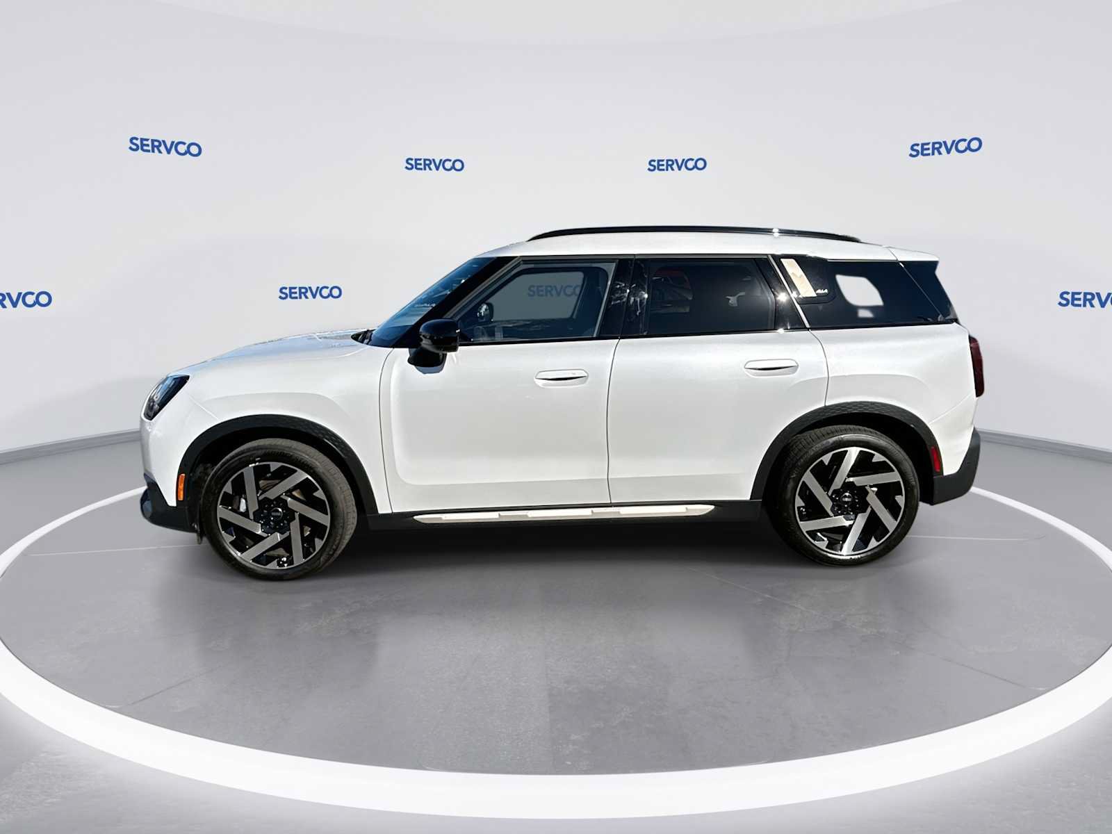 Used 2025 MINI Cooper Countryman SE w/ Comfort Package Max AWD/4WD image 5