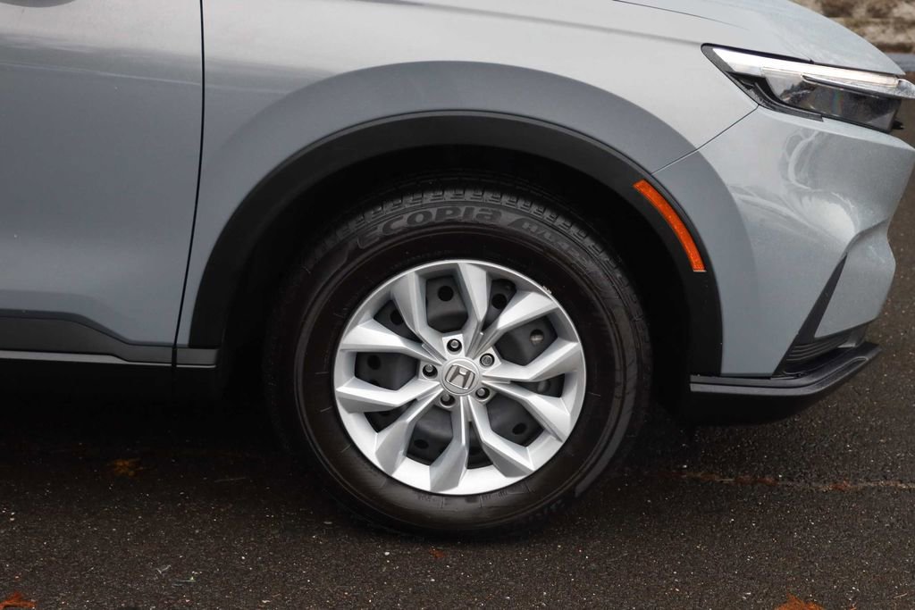 Used 2023 Honda CR-V LX image 7