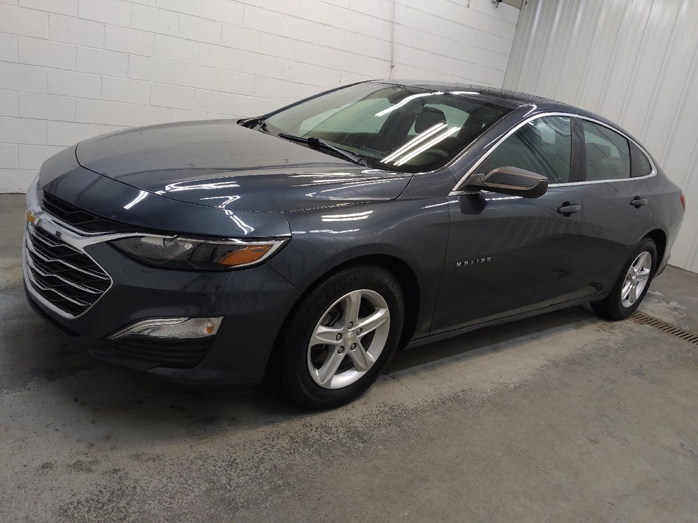 Used 2020 Chevrolet Malibu LS w/ LPO, Convenience Package 1 FWD image 2