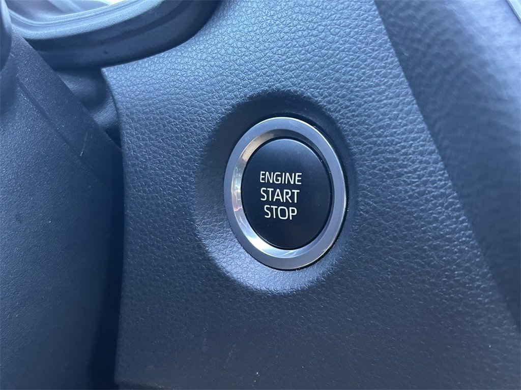 Used 2024 Toyota Corolla SE image 25