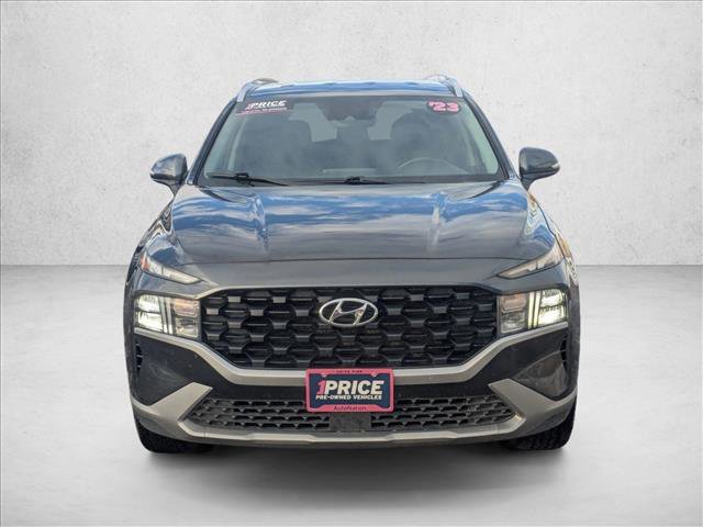 Used 2023 Hyundai Santa Fe SEL image 2
