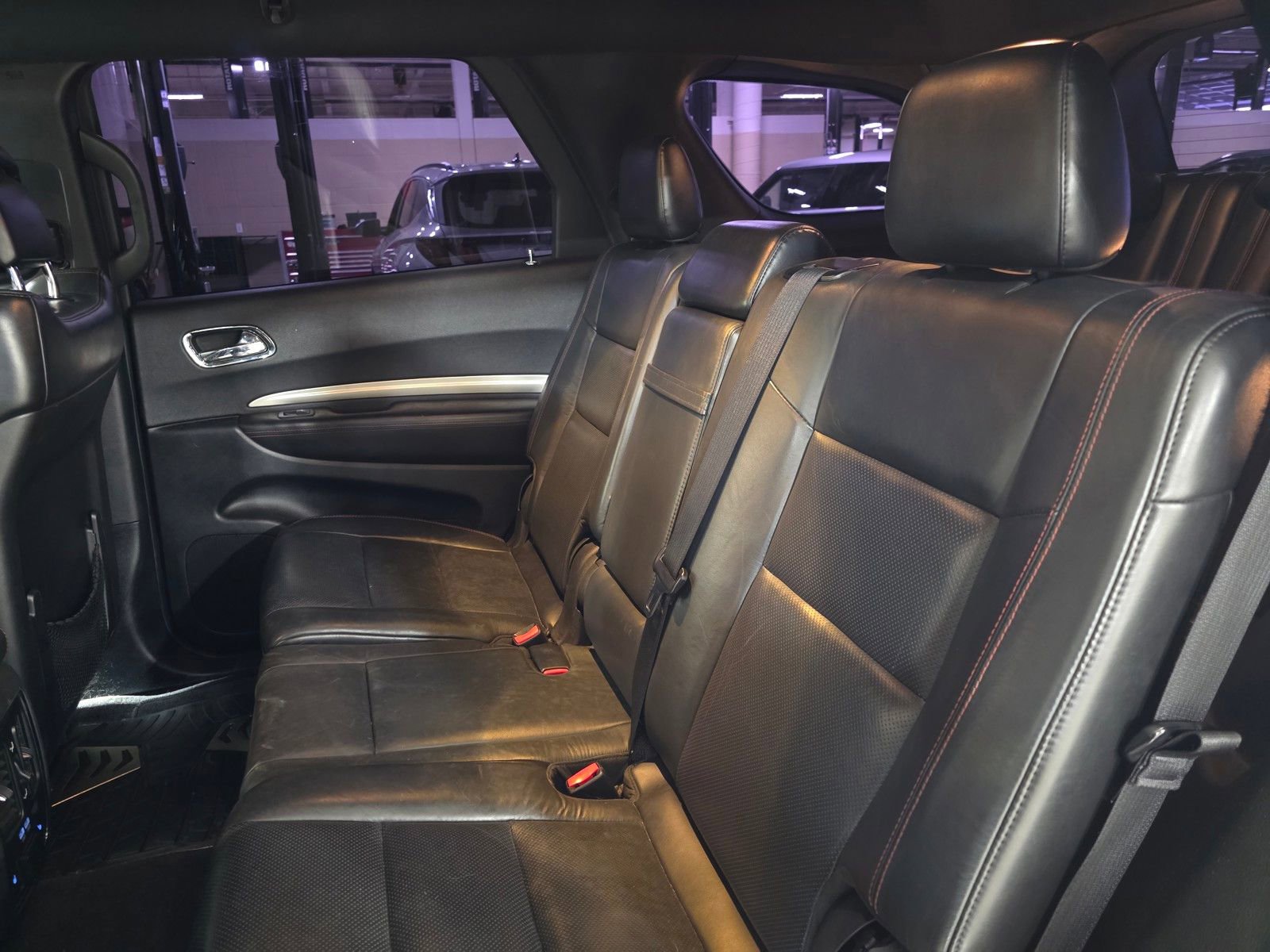 Used 2015 Dodge Durango R/T w/ Technology Group AWD/4WD image 12