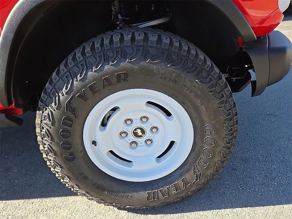 Used 2023 Ford Bronco Heritage Edition image 7