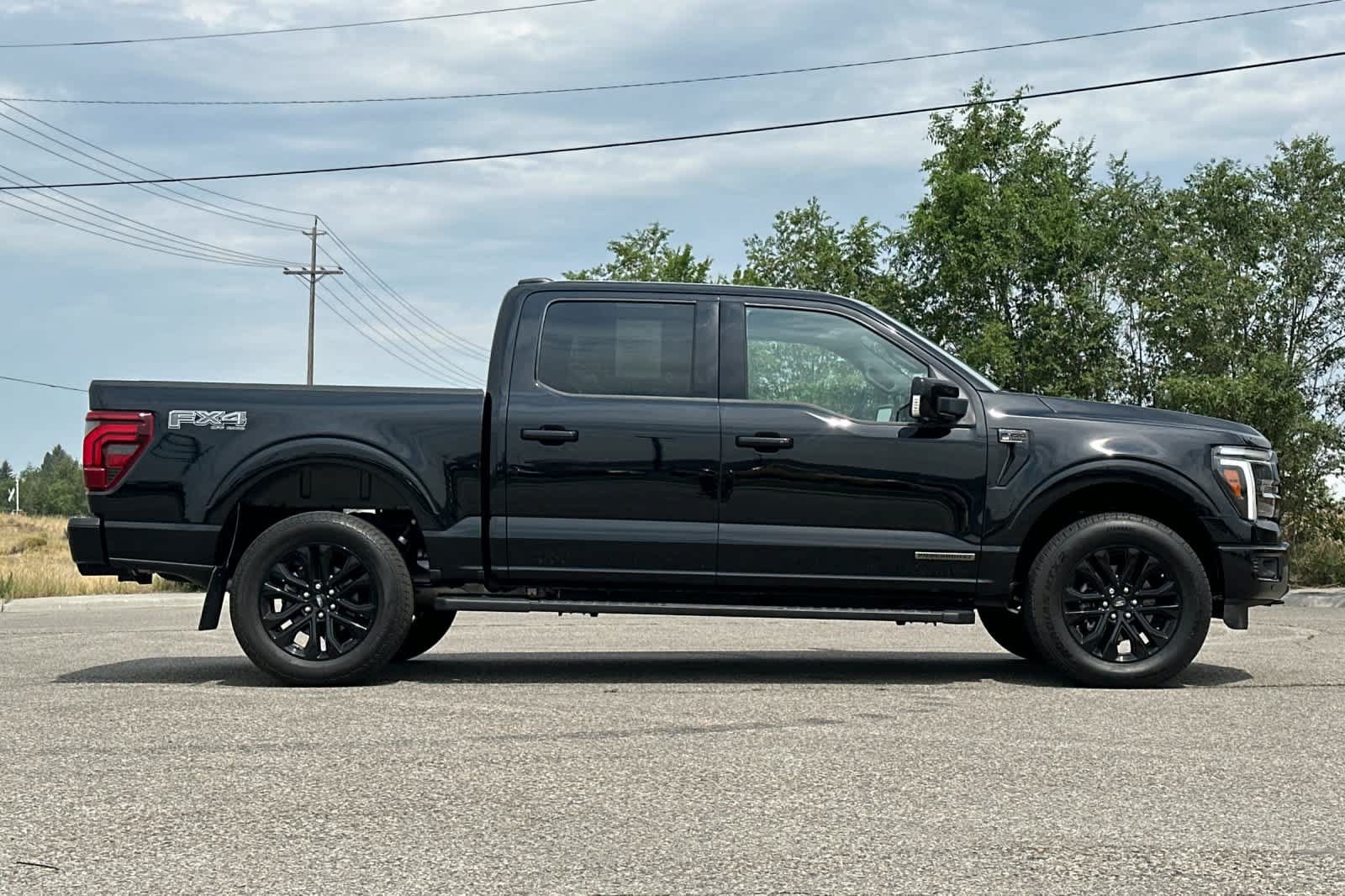 Certified 2025 Ford F150 Lariat w/ Equipment Group 502A High AWD/4WD image 8
