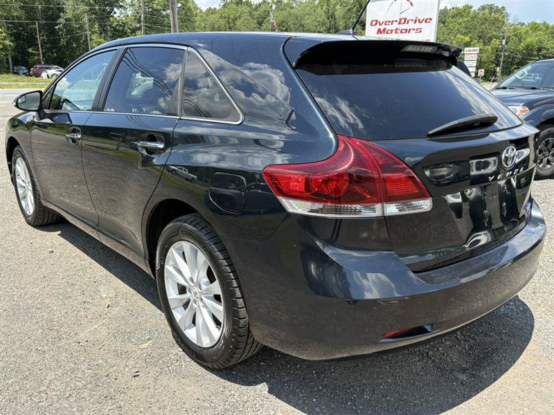 Used 2013 Toyota Venza XLE AWD/4WD image 3
