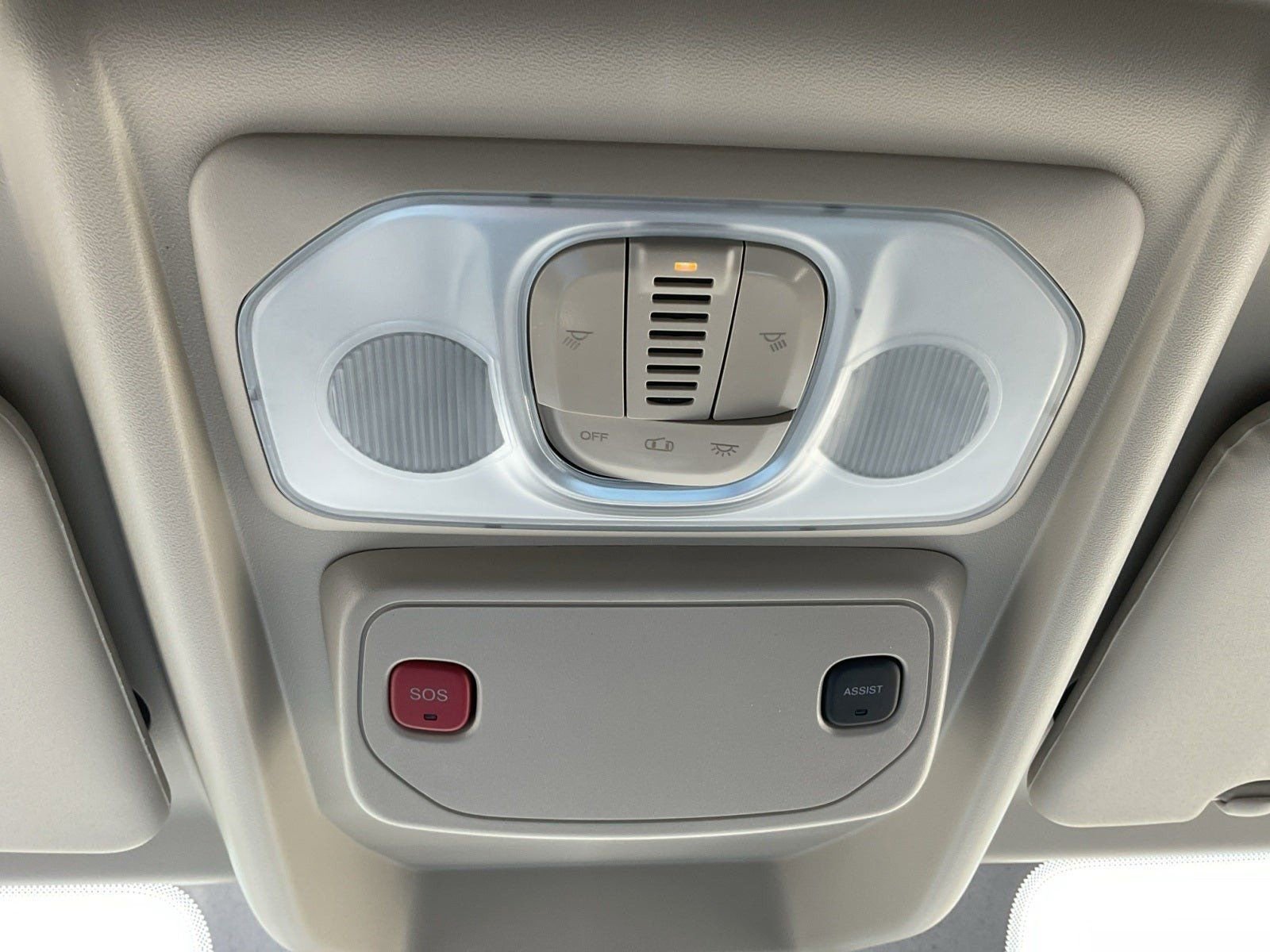 New 2024 RAM ProMaster 2500 w/ Storage Group image 24