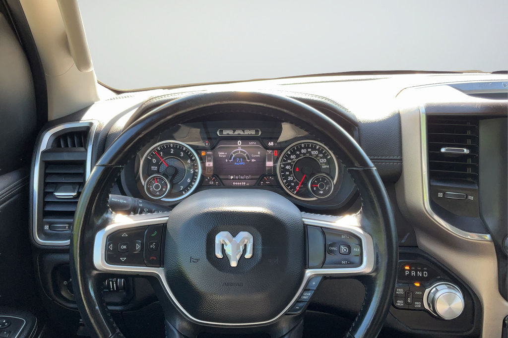 Used 2022 RAM 1500 Laramie AWD/4WD image 14