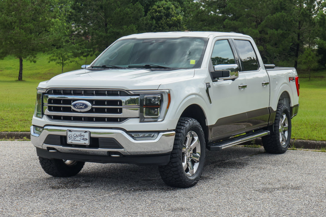 Used 2021 Ford F150 Lariat w/ Equipment Group 502A High AWD/4WD image 3