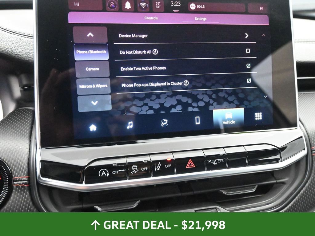 Used 2025 Jeep Compass Trailhawk w/ Trailer Tow Group image 35