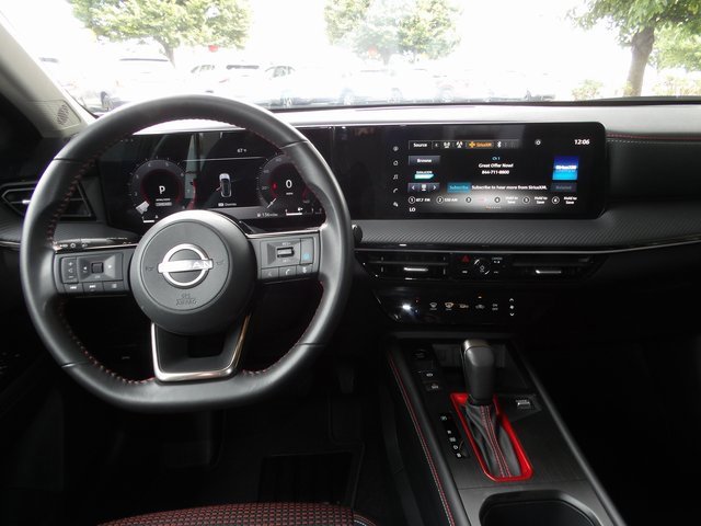 Certified 2025 Nissan Kicks SR image 17