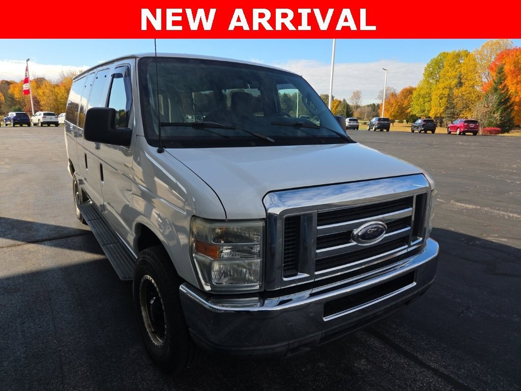 Used 2010 Ford E-350 and Econoline 350 XLT