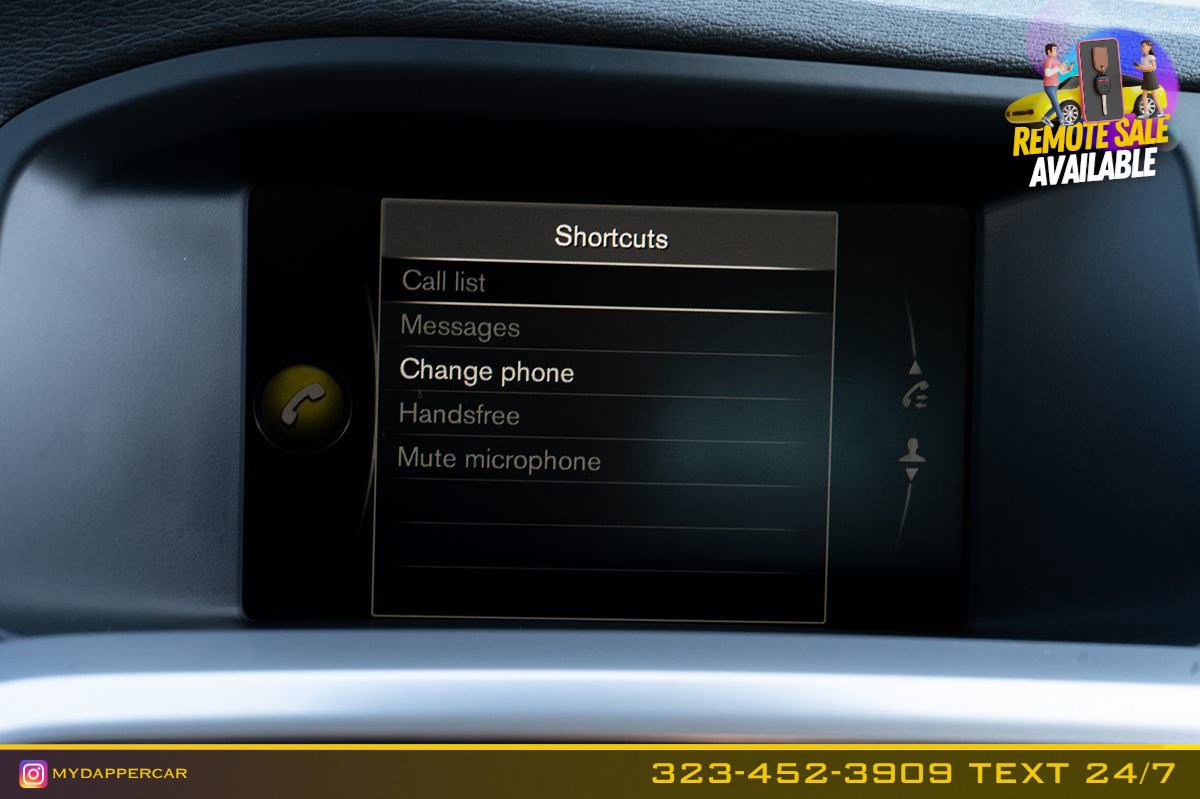 Used 2017 Volvo V60 T5 Platinum image 30