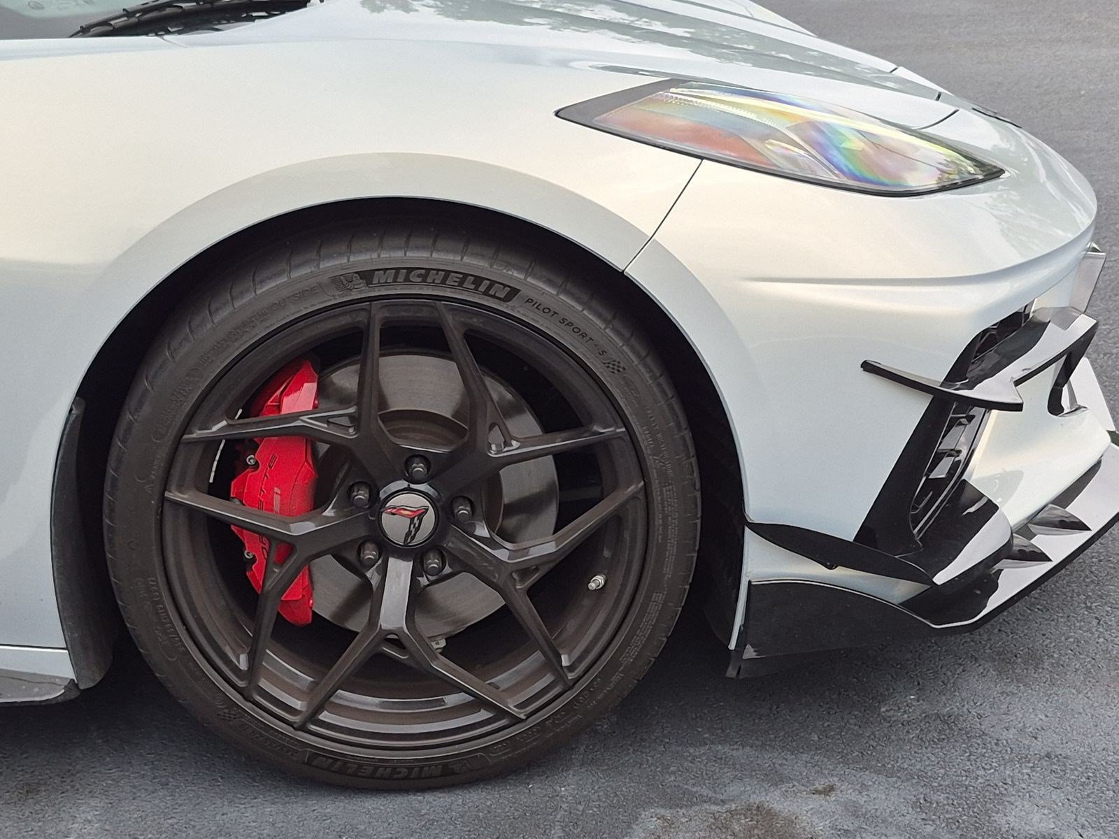Used 2021 Chevrolet Corvette Stingray Premium Cpe w/ Z51 Performance Package RWD image 13