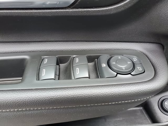 Used 2022 GMC Terrain SLT w/ Infotainment Package II AWD/4WD image 22