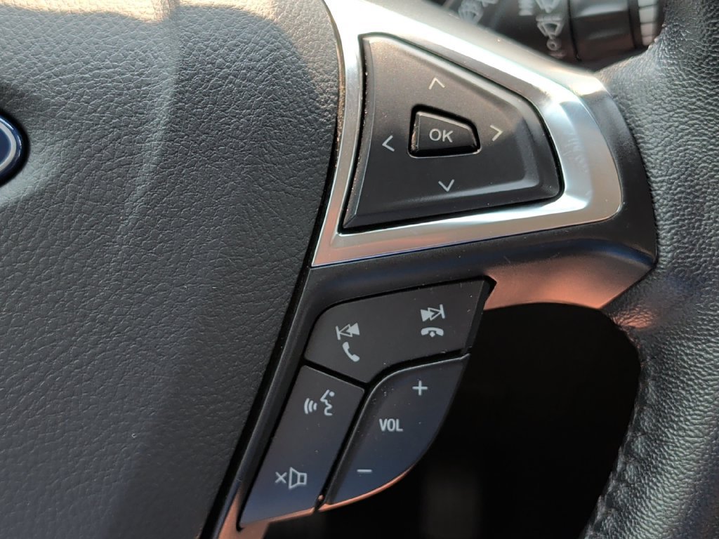Used 2024 Ford Edge SEL AWD/4WD image 13