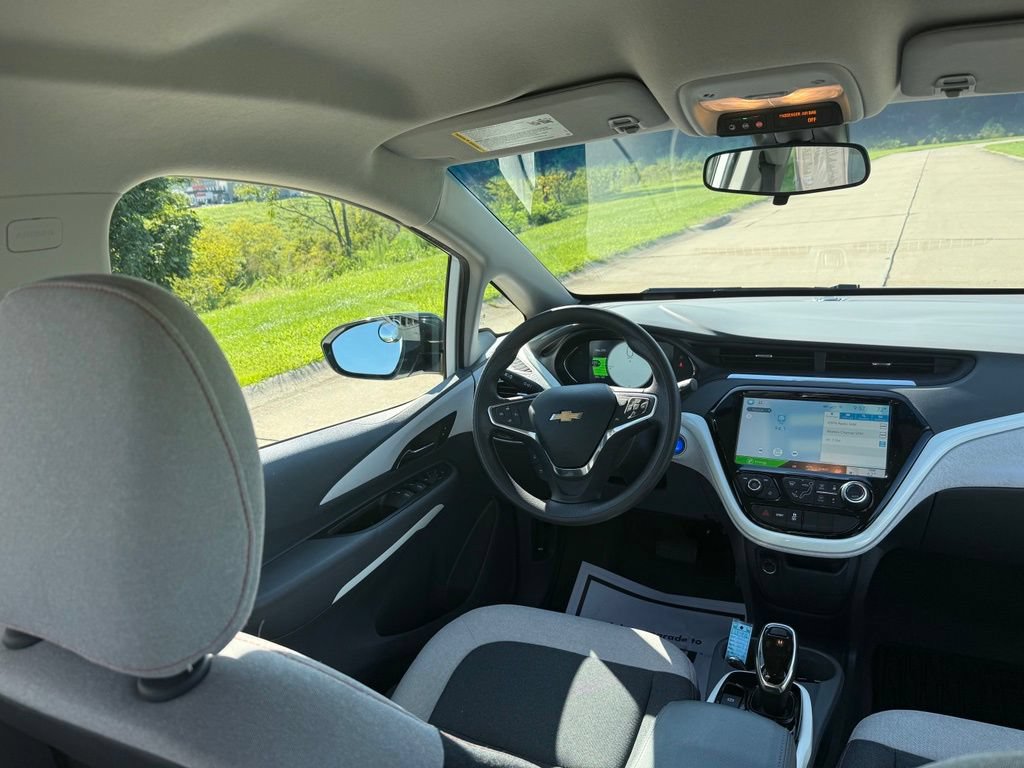 Used 2021 Chevrolet Bolt LT FWD image 18
