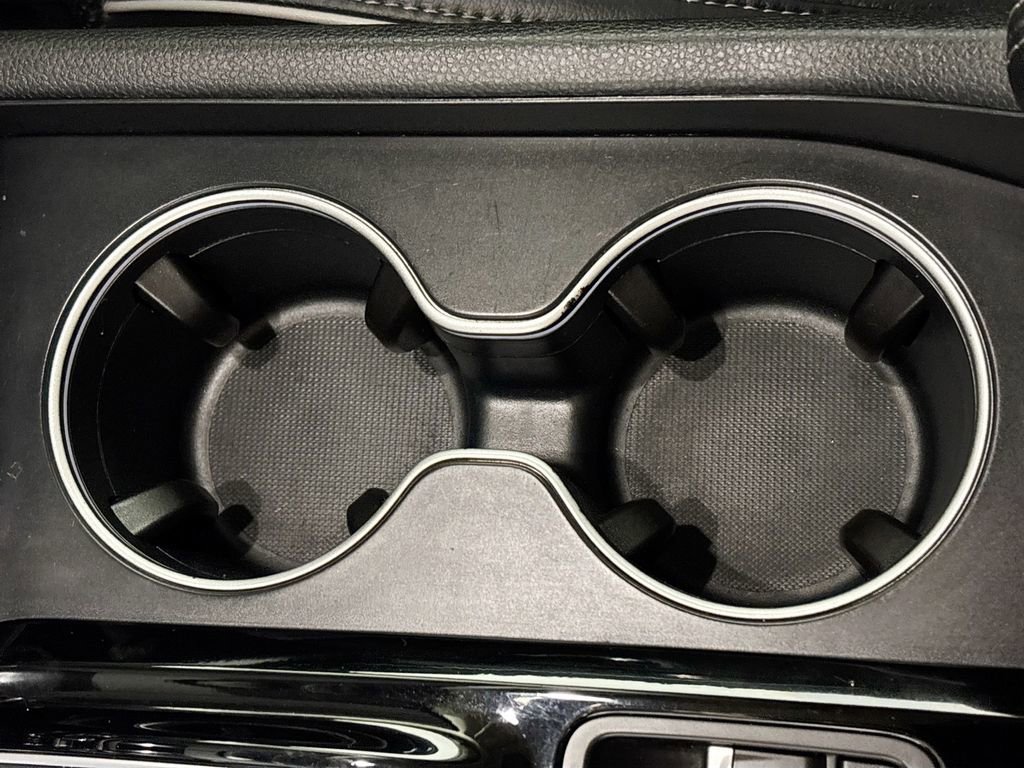 Certified 2023 Honda Pilot Elite image 16