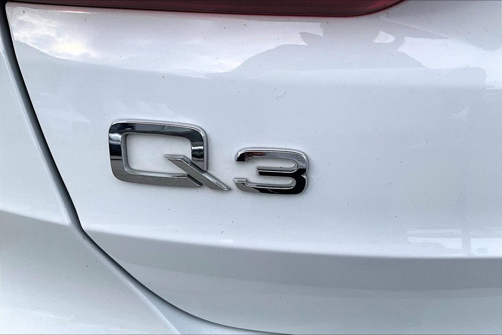 Used 2021 Audi Q3 2.0T Premium Plus w/ Premium Plus Package AWD/4WD image 23