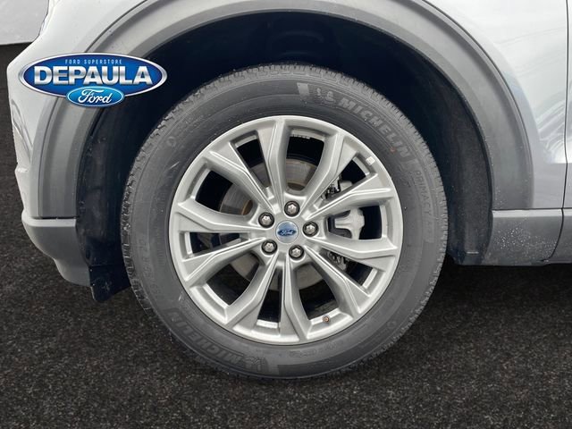 Used 2023 Ford Explorer XLT w/ Equipment Group 202A image 18