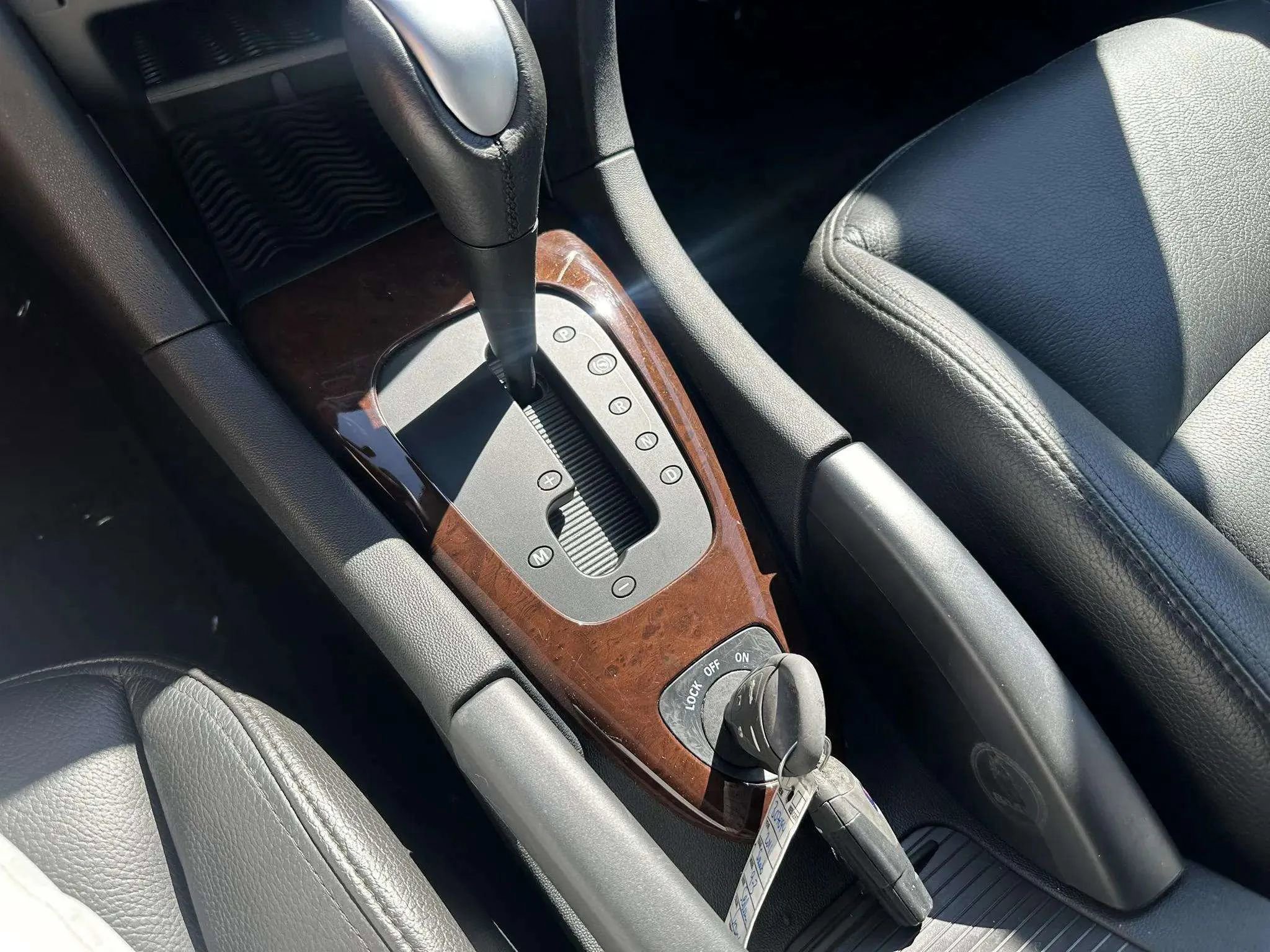 Used 2011 Saab 9-3 Aero image 27