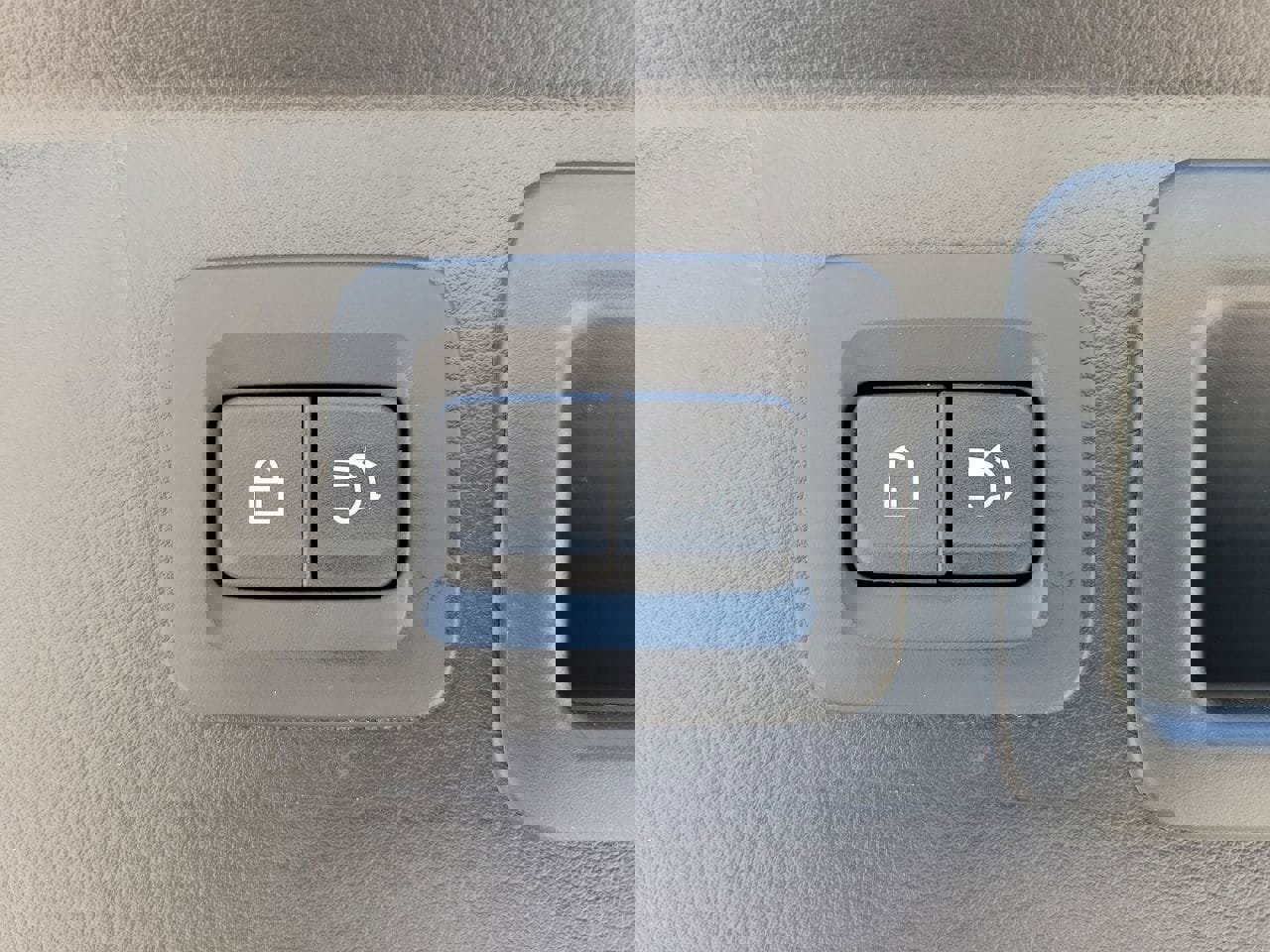 Used 2025 MAZDA CX-50 AWD 2.5 S w/ Premium Package image 9